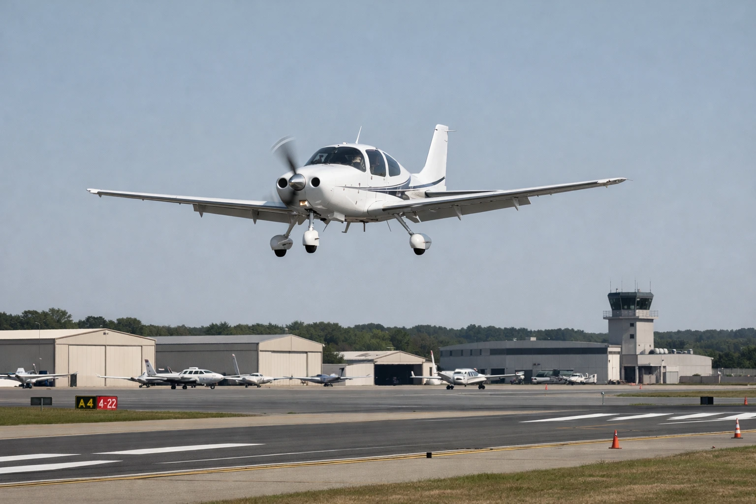 Cirrus SR22 aircraft on approach representing Melbourne accident investigation context