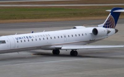 United Airlines Emergency Landing Flight 6517 Tucson AZ